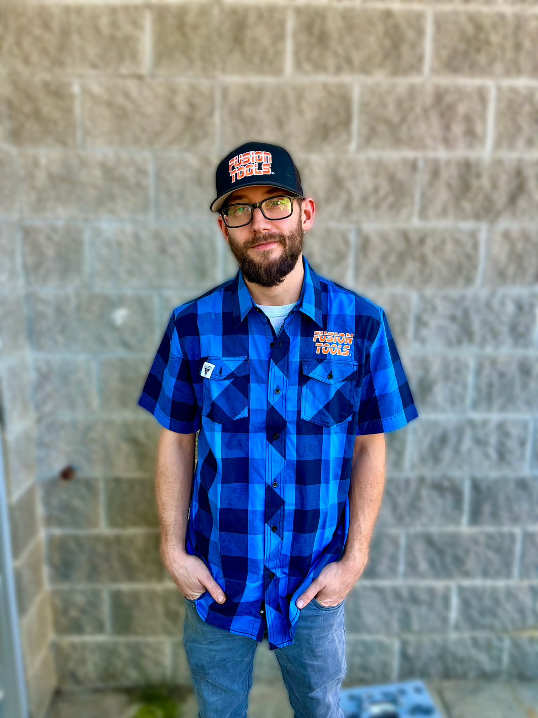 Fusion Tools Embroidered Short Sleeve Button Up